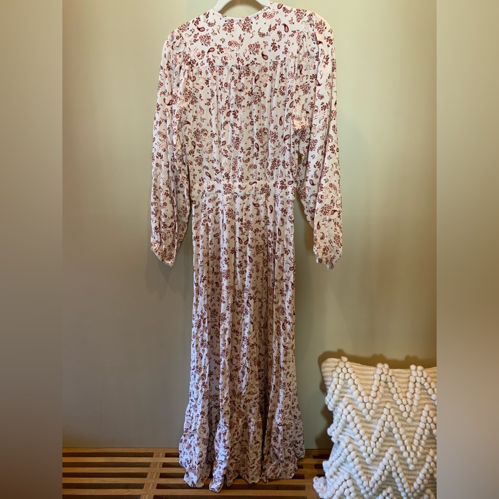 Xirena Esme Maxi Dress in White/Cream and Red Paisley - Picture 6 of 10